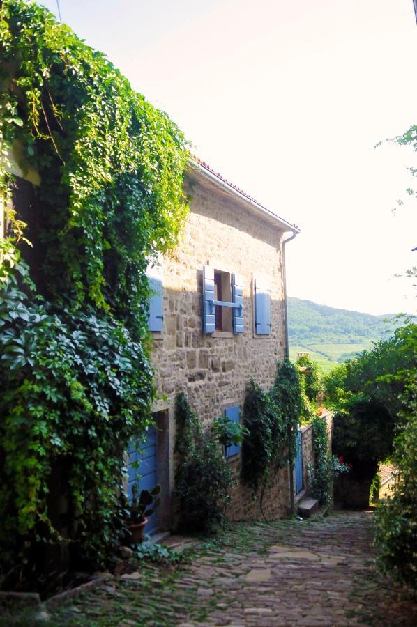 Ruine-Motovun Kh Villa Exterior photo